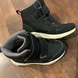 Kids Black Winter Boots